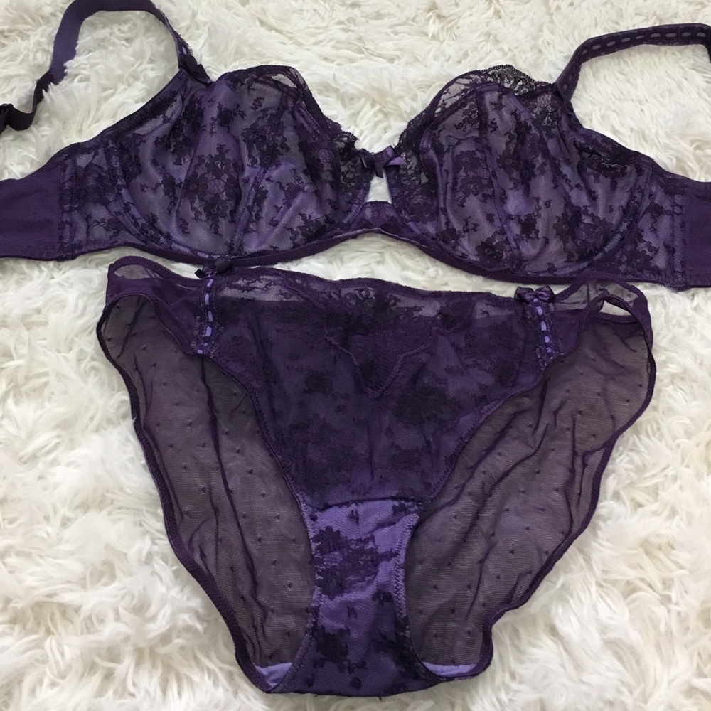 Adore Me Bra and panty set
